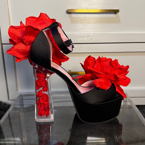 Black Satin Platform Heels w/ Red Rose Accents – Never Worn Statement Shoes 🌹✨ - Picture 1 of 5